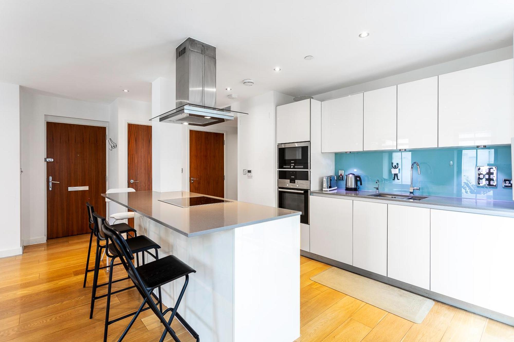 Serene Cityscape - 2Br Luxury Westminster Apartment 런던 외부 사진