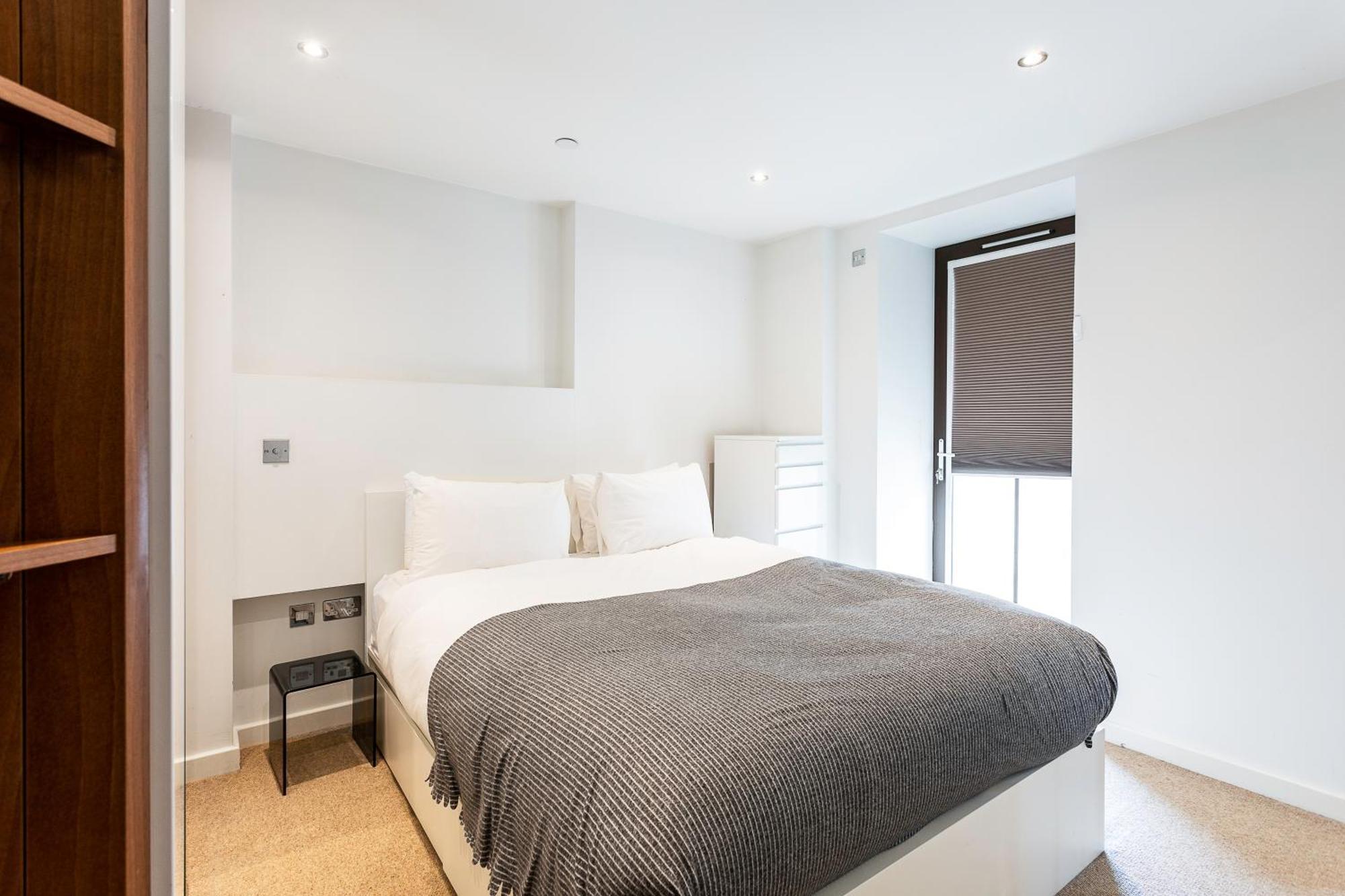 Serene Cityscape - 2Br Luxury Westminster Apartment 런던 외부 사진