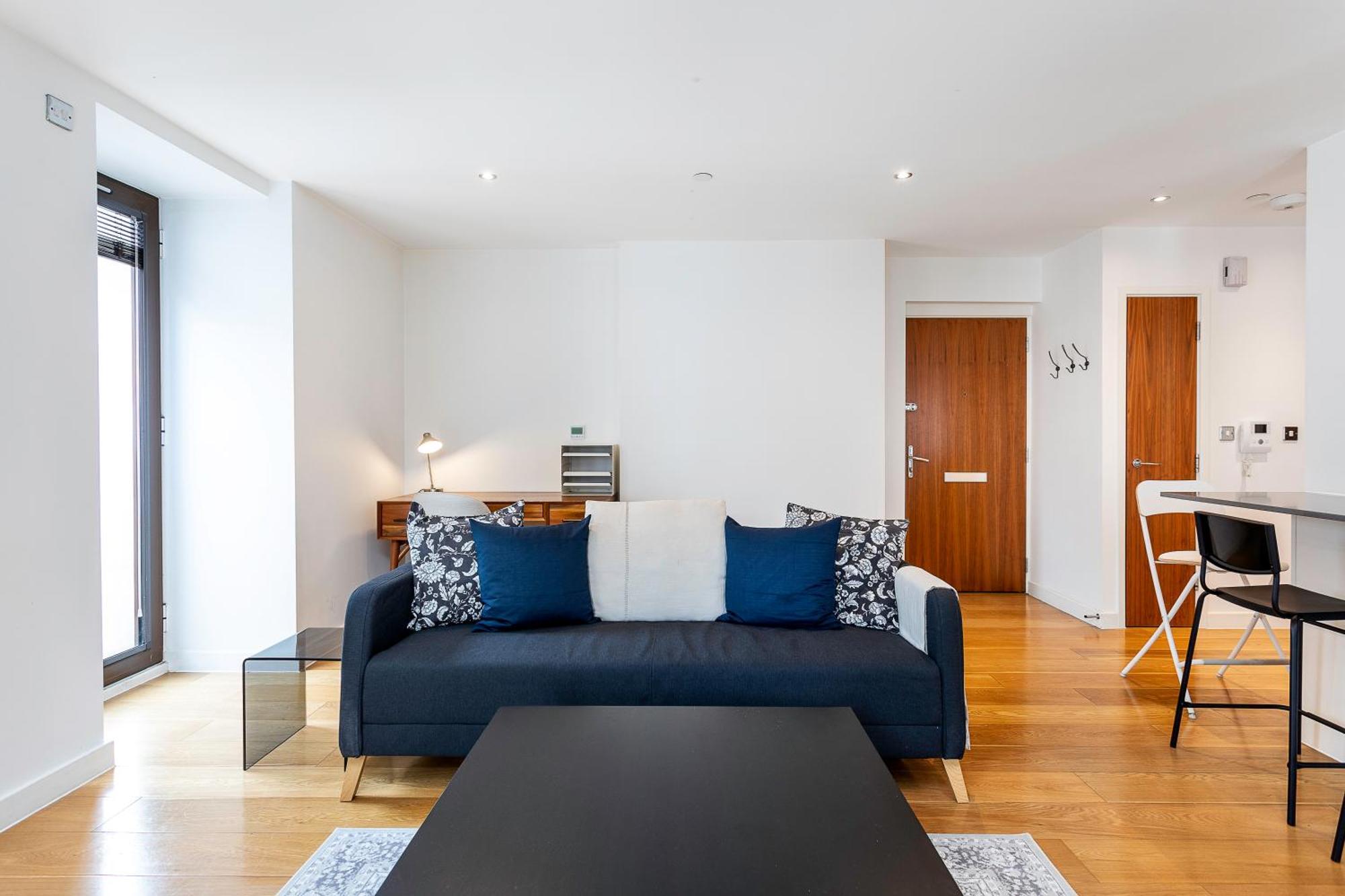 Serene Cityscape - 2Br Luxury Westminster Apartment 런던 외부 사진
