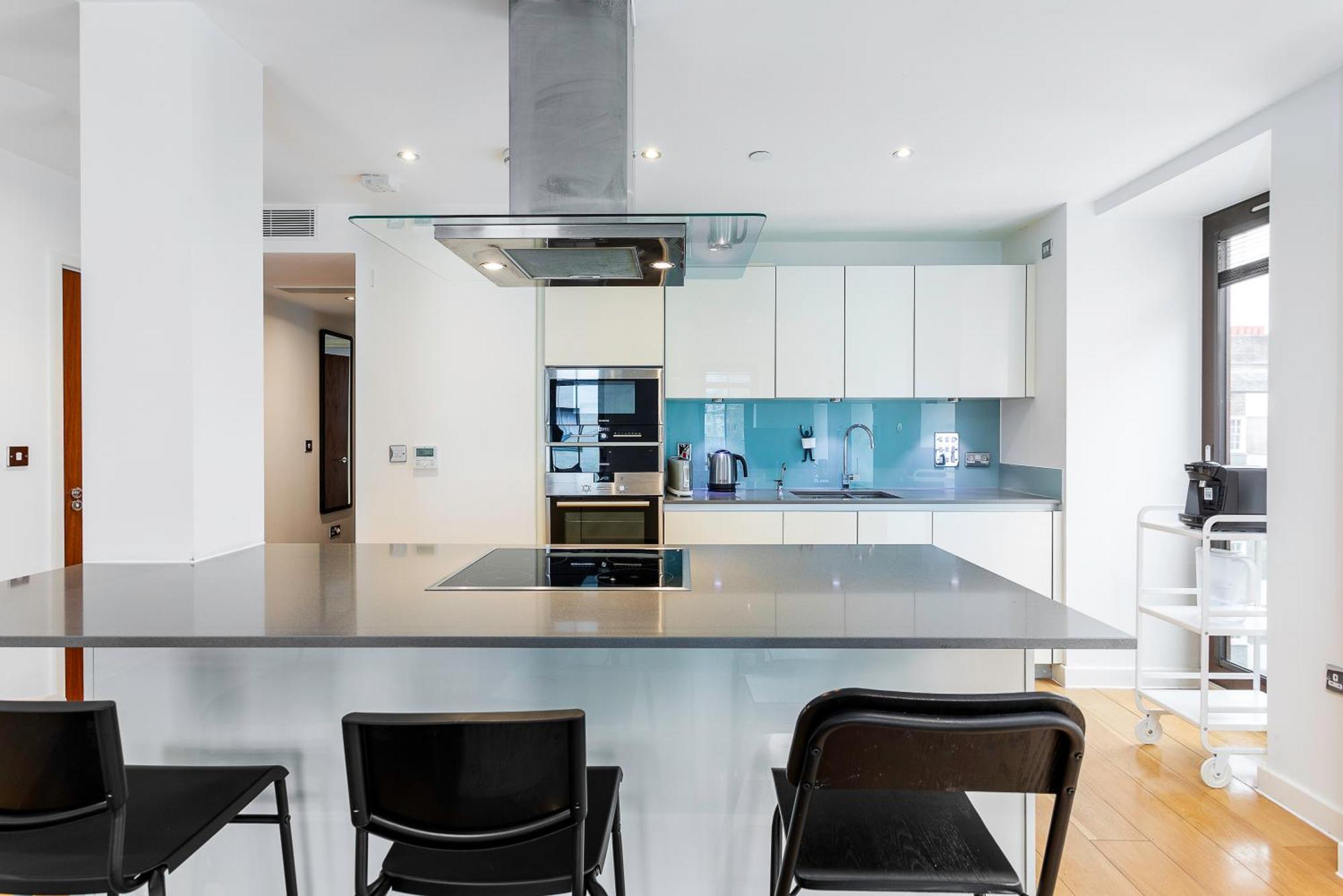 Serene Cityscape - 2Br Luxury Westminster Apartment 런던 외부 사진